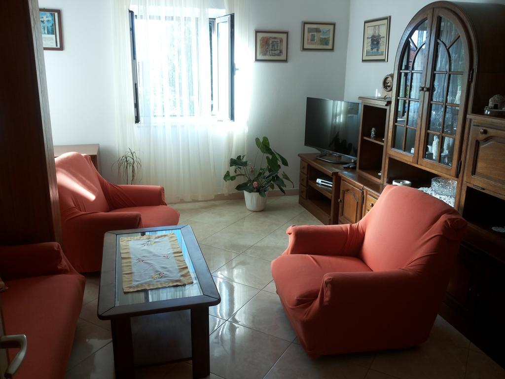 Apartment Ranka Postira Phòng bức ảnh