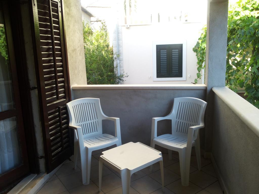 Apartment Ranka Postira Phòng bức ảnh